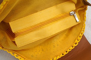 Circled Pattern Straw Round Crossbody Bag