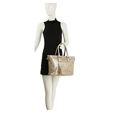 Layered Design Shopper Style Tote